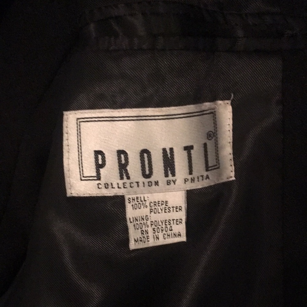 Pronti like new - Picture 2 of 3